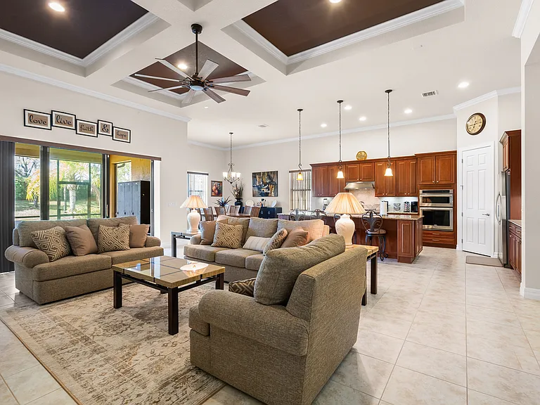 4127 Siena Cir — Photo 14