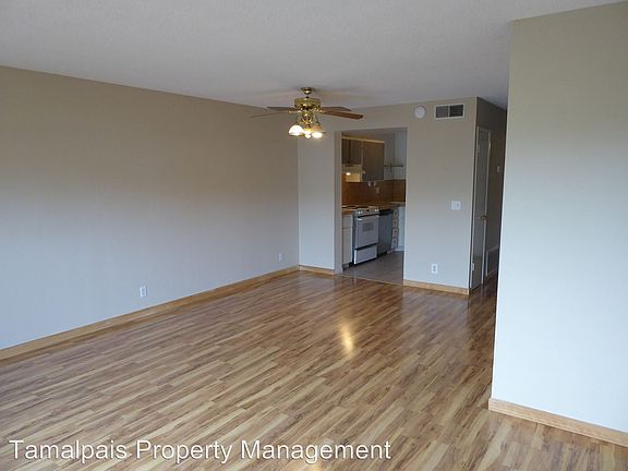 4th image of 1260 Redwood Blvd APT A