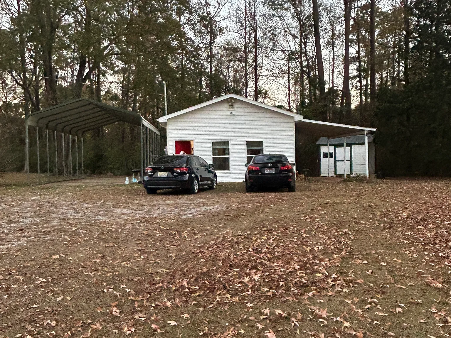 Studio, 650 sqft, $900 — Photo 1