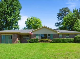 320 Elmwood Cir, Shreveport, LA 71104