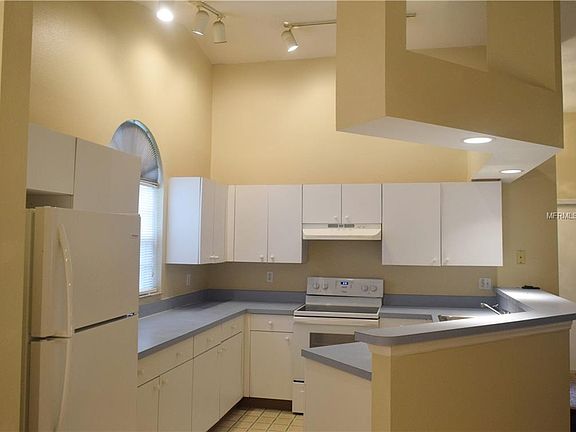 2nd image of 2707 Sundance Cir