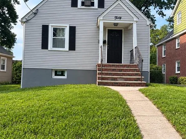 40 Seminole Avenue, Dumont, NJ 07628