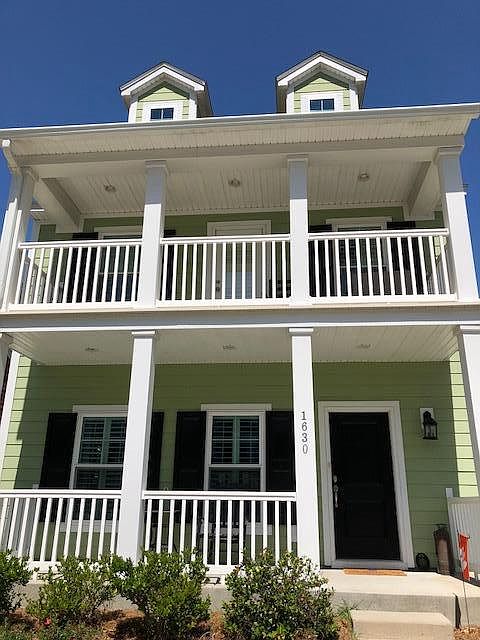 1st image of 1630 Sparkleberry Ln
