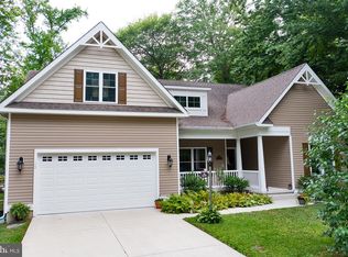 12 Holly Ln, Ocean View, DE 19970