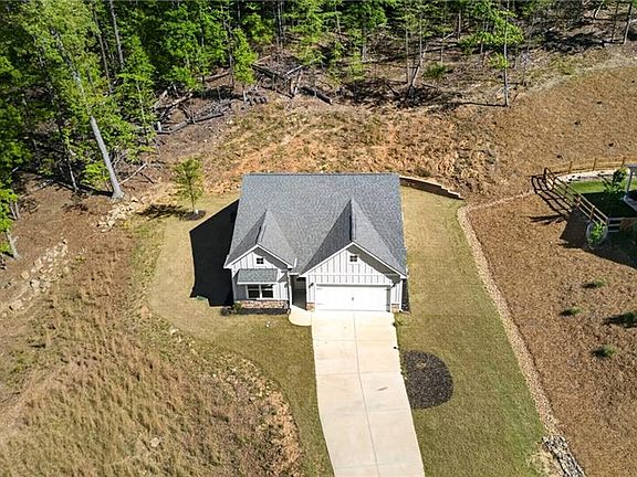 4th image of 118 Cherokee Dr