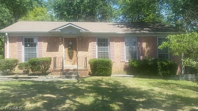 1st image of 2400 Saxon Ct