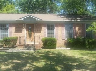 2400 Saxon Ct, Greensboro, NC 27406