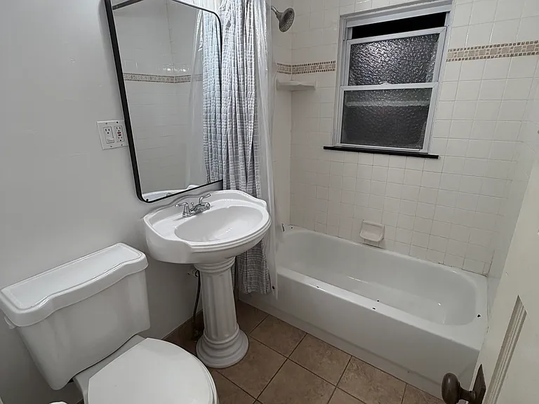 2069 S Sherman St — Photo 11