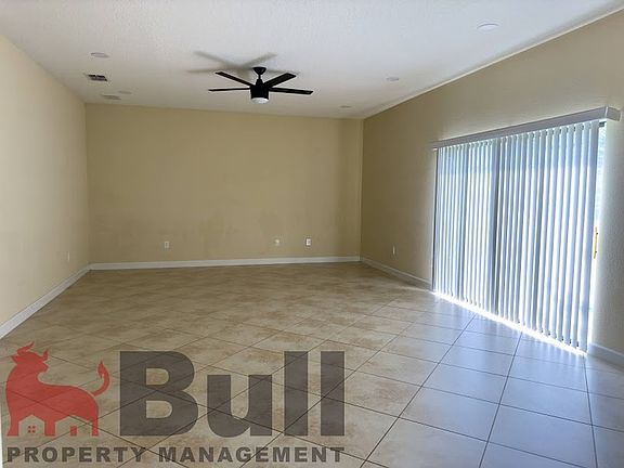 5th image of 4335 Summer Breeze Way