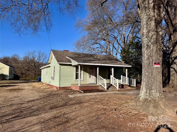 2124 W C St, Kannapolis, NC 28081