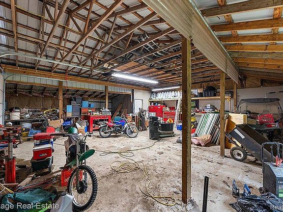 4th image of 3337 Levalley Rd