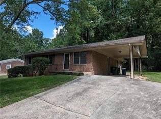 2532 Dobbs Dr NW, Kennesaw, GA 30152