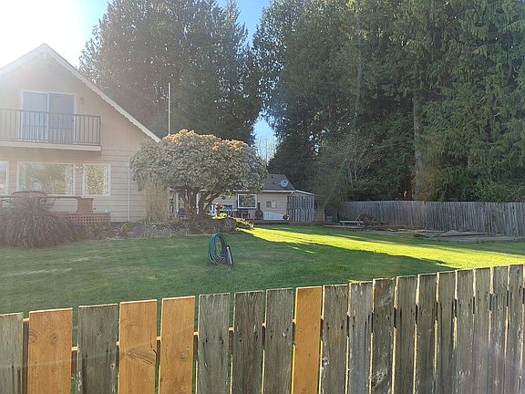 3rd image of 13721 11th Ave NE