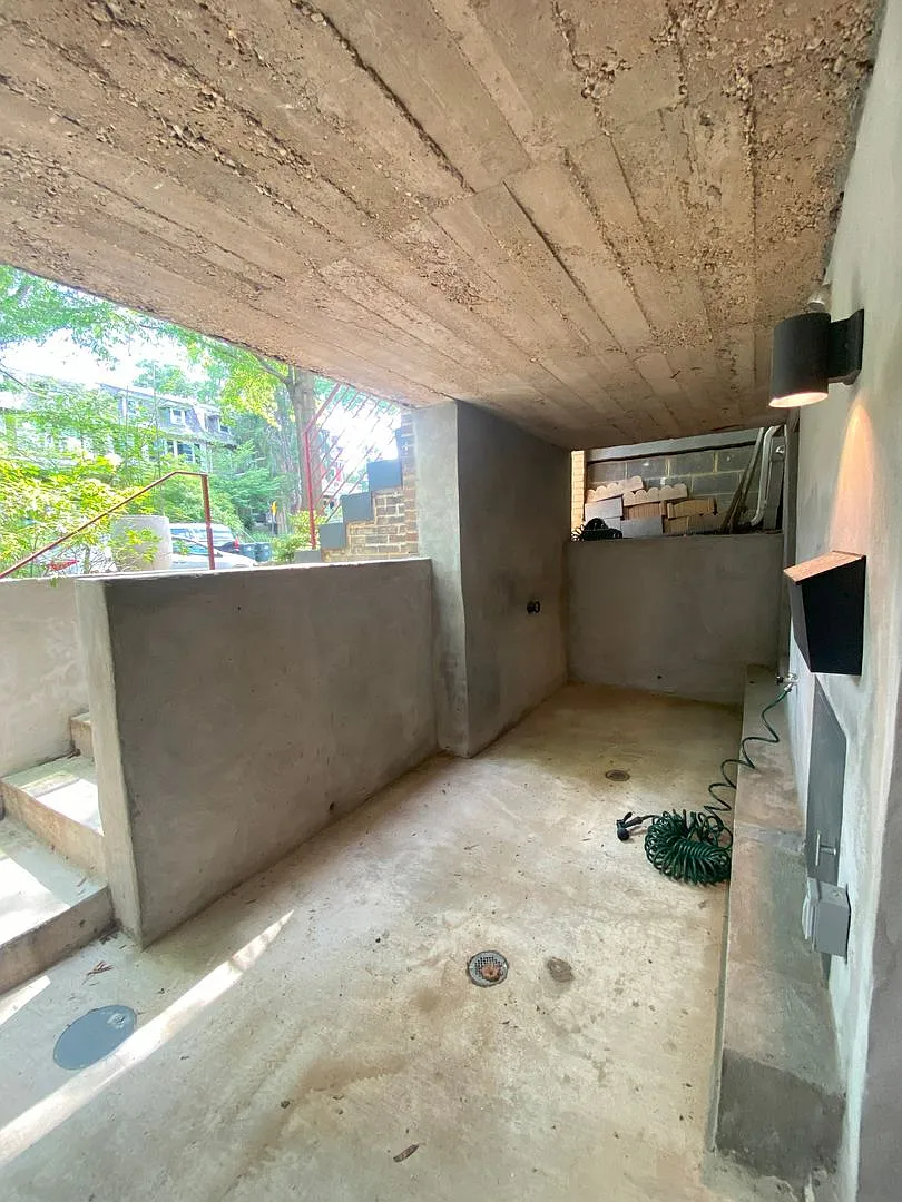 Modern Petworth 2-Bed/Bath with Outdoor Space and All Utilities. — Photo 2
