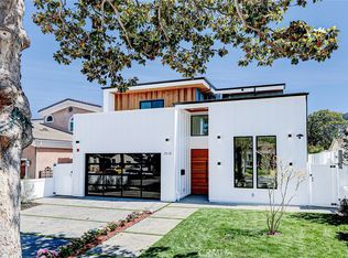 2518 Spreckels Ln, Redondo Beach, CA 90278