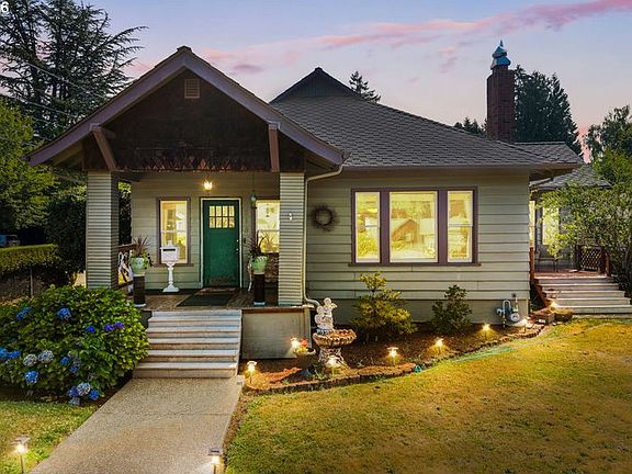 2nd image of 518 SE Roberts Ave