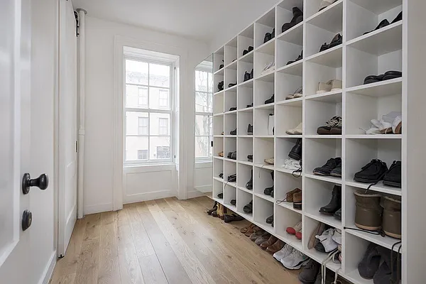 Rented by Elika Associates II, LLC | media 26