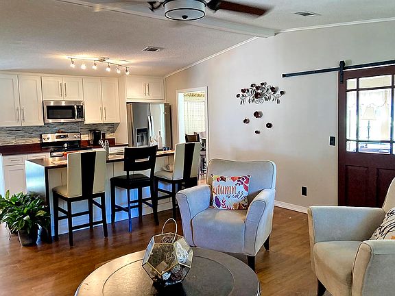 3rd image of 14112 Greenside Ct #660