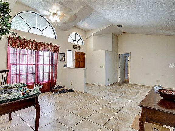 4th image of 3154 Glenridge Dr