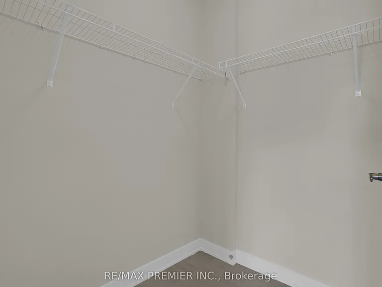 28 Downriver Dr — Photo 5