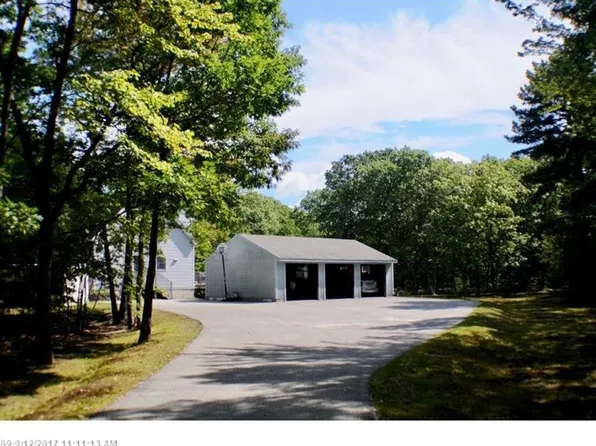 7 Town Line Trl, Kennebunk, ME 04043