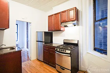 Rented by City Connections Realty