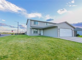 250 Magnolia Pl, Othello, WA 99344