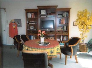 3701 Foxborough Ter NE #6, Cedar Rapids, IA 52402