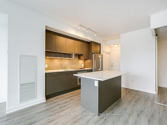 3rd image of 3005 Pine Glen Rd #204