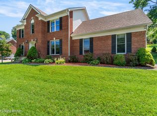 12412 Warner Dr, Goshen, KY 40026