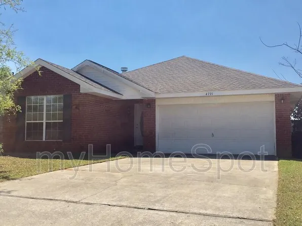 4721 Ashley Place Blvd, Pace, FL 32571