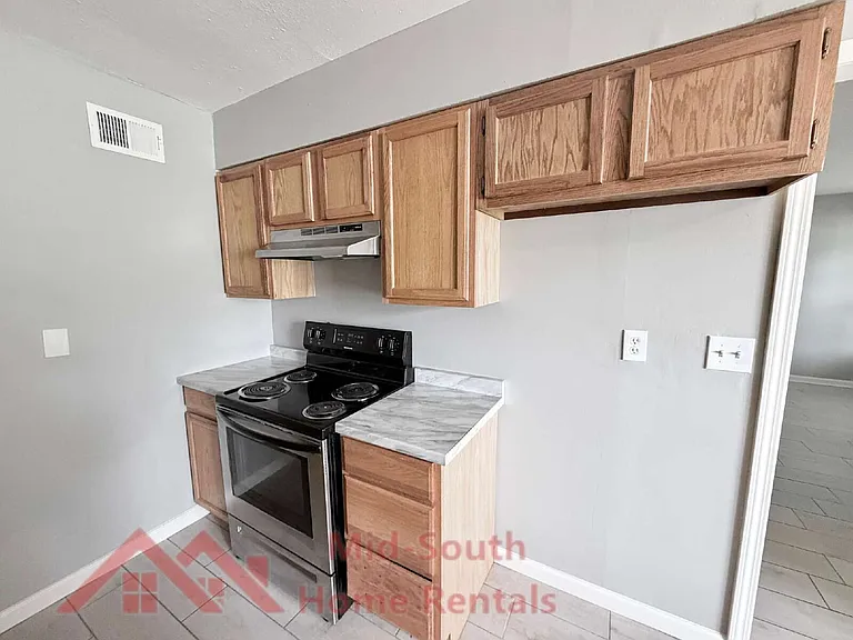 4400 Elmridge St — Photo 7