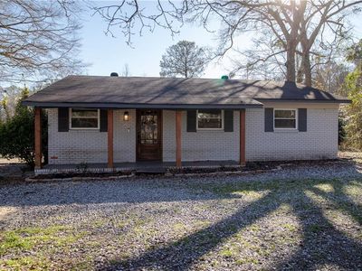 811 Byrd Ave, Smiths Station, AL, 36877