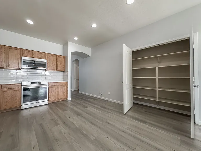 1036 S 177th Dr — Photo 9