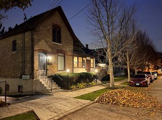 113 Elm St, Elgin, IL 60123