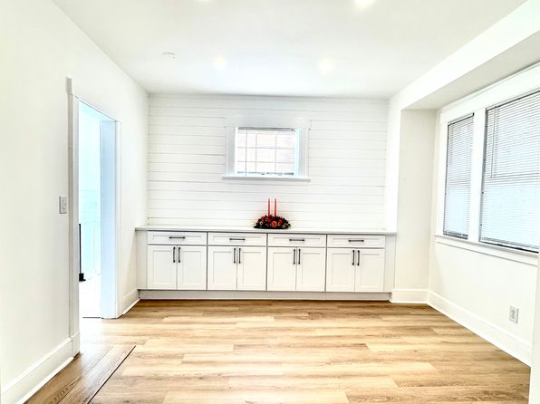 23 Beecher Pl