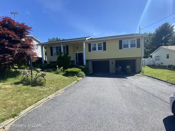 608 Yatesville Rd, Pittston, PA 18640
