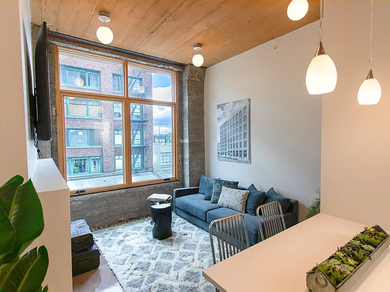 Brewery Lofts Tacoma — Photo 28