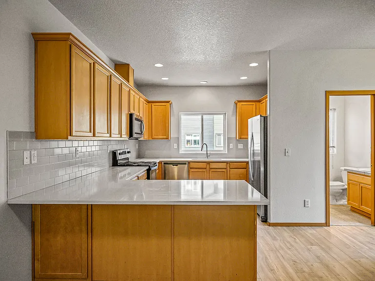 5603 SE 119th Ave — Photo 7