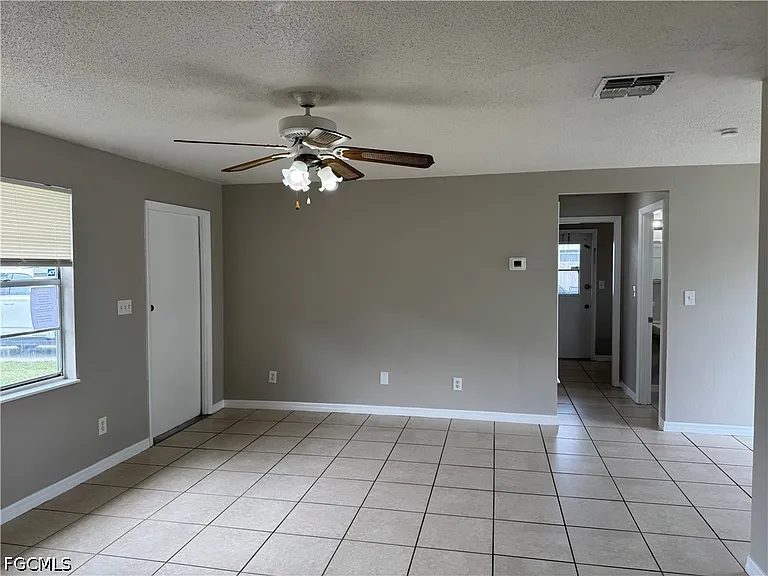 1112 Gifford Ave S — Photo 13