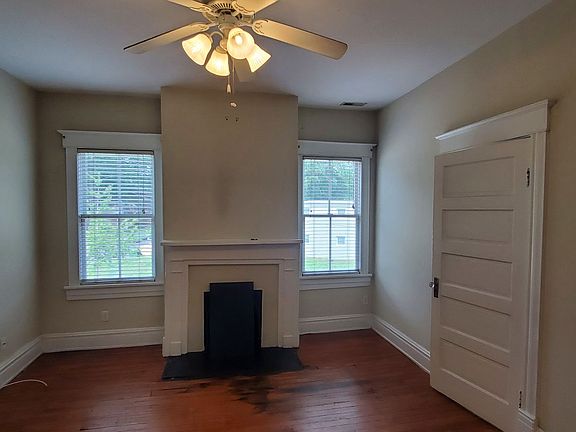 4th image of 872 N 22nd St #A