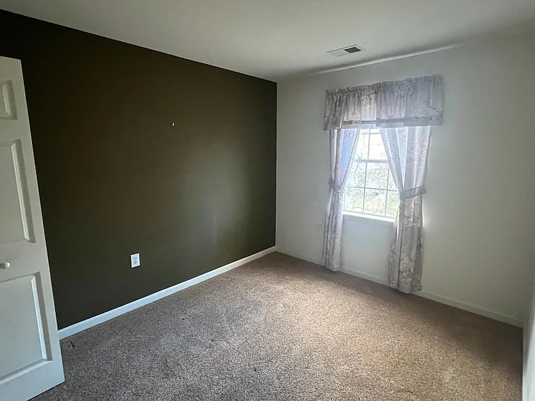 89 Effie Ln — Photo 17