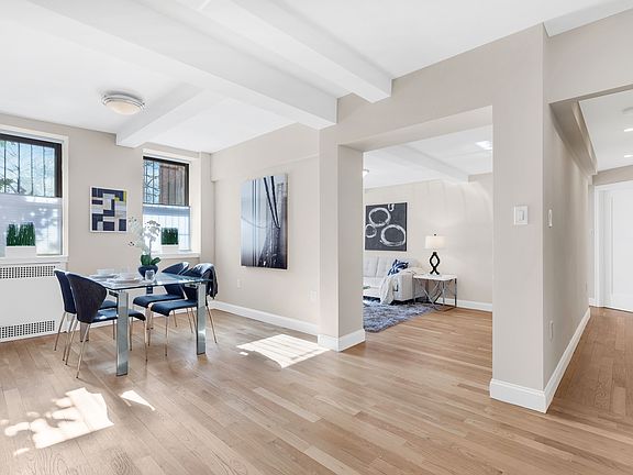 3rd image of 425 Central Park W APT 1D