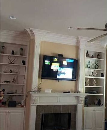 2nd image of 18329 Lake Harbor Ln
