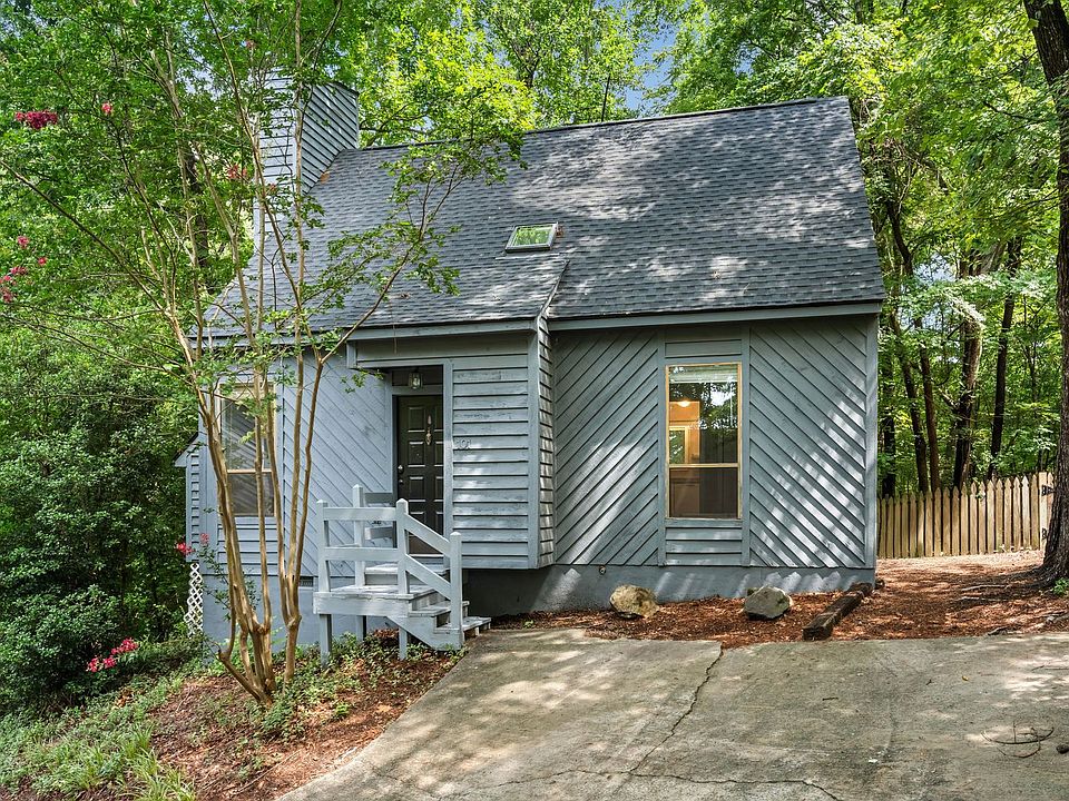 1st image of 101 Walden Dr