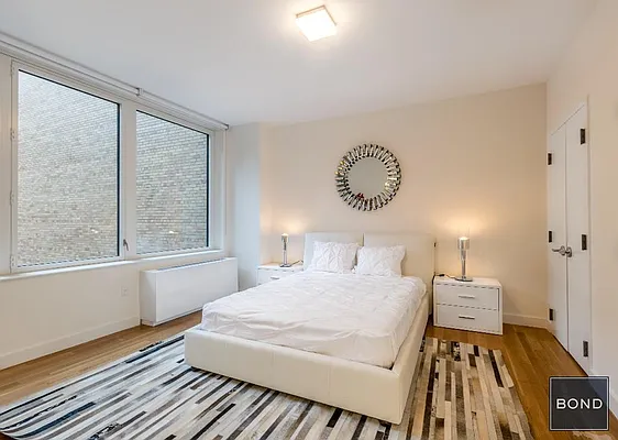 Rented by Bond New York | media 23