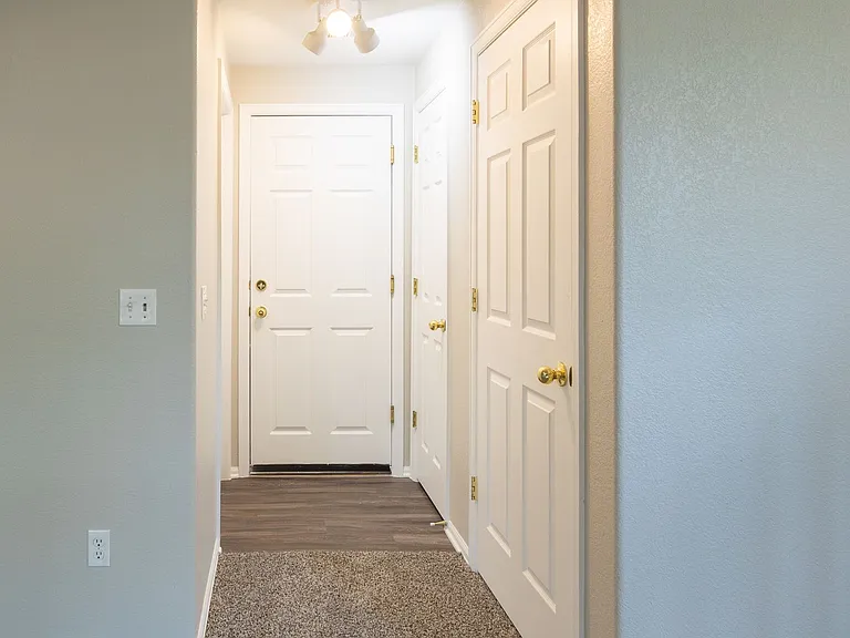 5711 Mesa Mountain Way — Photo 33