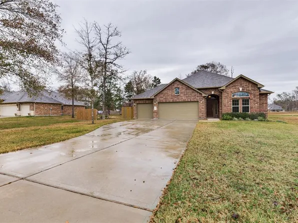 9255 Silver Back Trl, Conroe, TX 77303