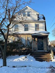 19 Everett Street, Lynbrook, NY, 11563
