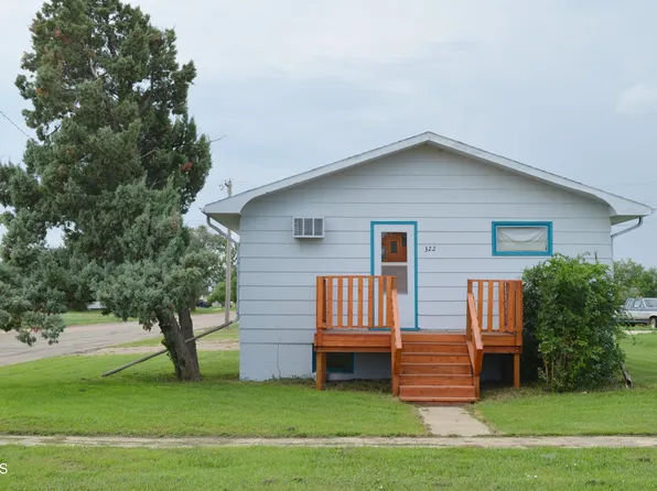 322 3rd Ave E, New Leipzig, ND 58562